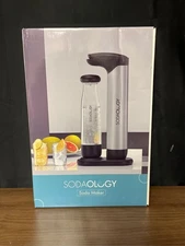 Sparkling Water Maker Soda Maker with Two 1L BPA Free Reusable Bottles (CO2 Cyli