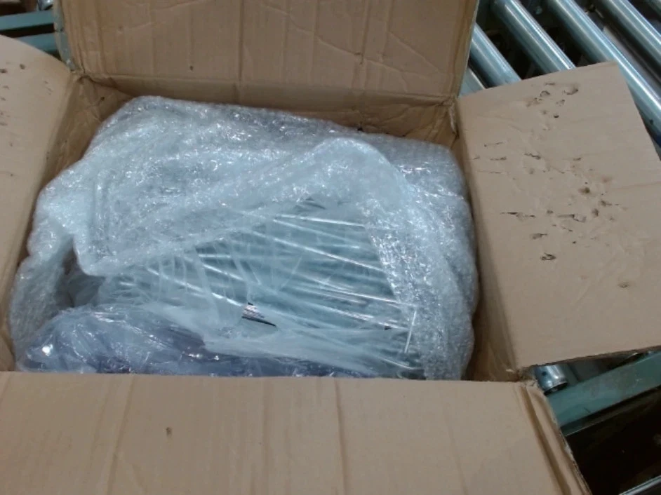 Thyle 100 Pcs Metal Scan Hook with Label Holder for 1/8" to 1/4" Pegboard,8 Inch - Image 3 of 3