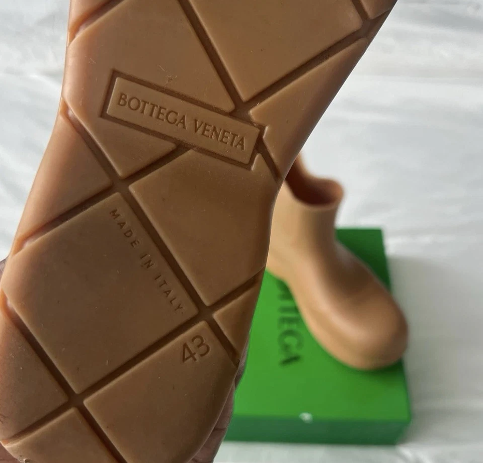 Botas Charco Bottega Veneta Marrón Talla 43 Foto 4 de 4