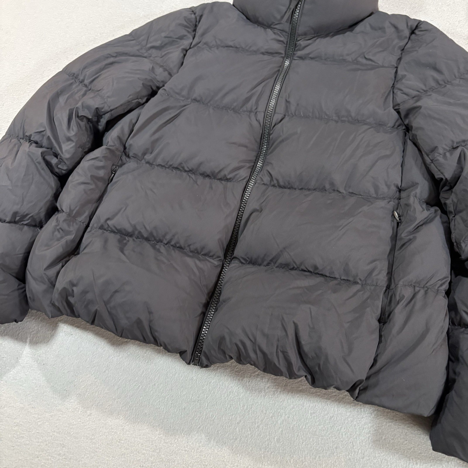 Uniqlo Women's Ultra Light Down Puffer Jacket XXS Black Full Zip Crop image 7