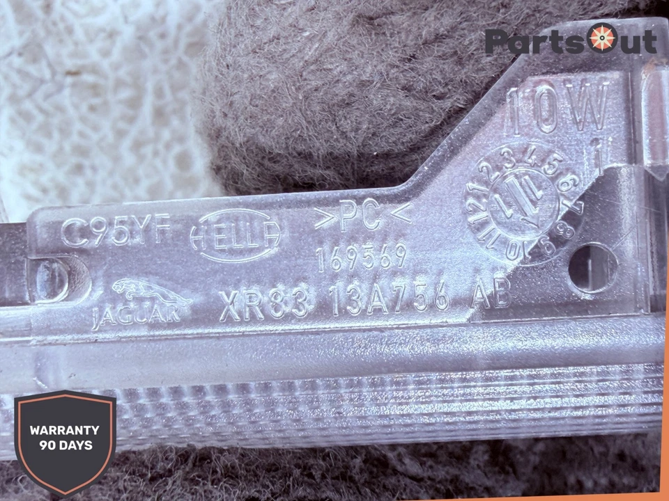 Luz interior de cortesía trasera Jaguar XJ 2010-2015 FABRICANTE DE EQUIPOS ORIGINALES Foto 3 de 3