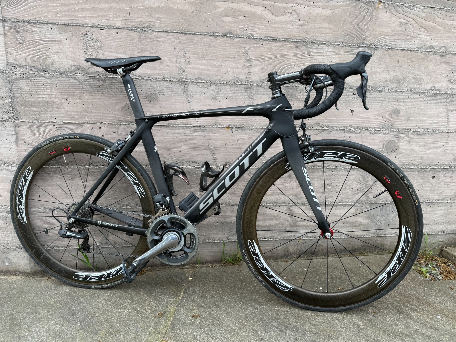 Scott Foil Premium Carbon Di2 road bike 54cm with Zipp 404 w