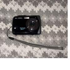 Bell  Howell Splash WP7 Compact Digital Camera 16M Built-in Flash Black