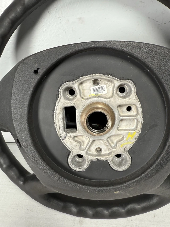 Volante 18" de un Freightliner A14-19622-000 2021 Foto 3 de 4