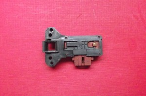 Waschmaschine HOTPOINT WMA11P TÜRSCHLOSS