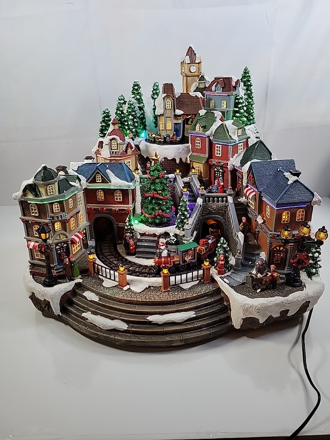 Costco ANIMATED VILLAGE WITH MUSIC Christmas Train w/ Lights Plays 8