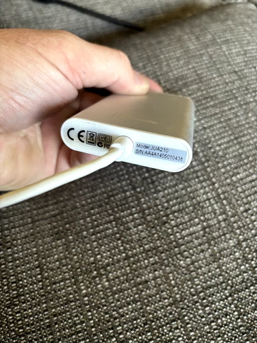 j5create USB™ 2.0 to VGA Display Adapter Model No. JUA210