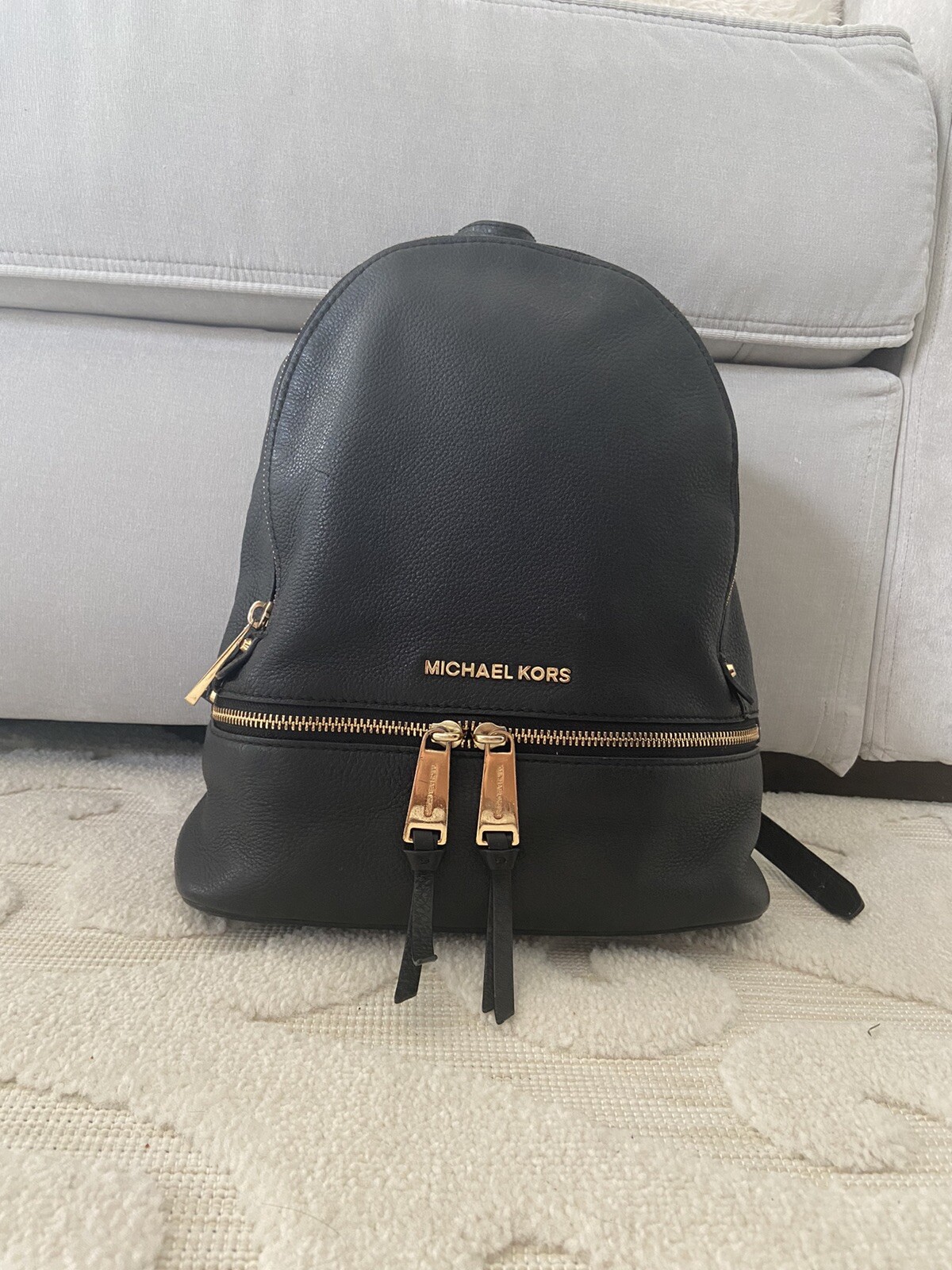 rhea zip medium backpack