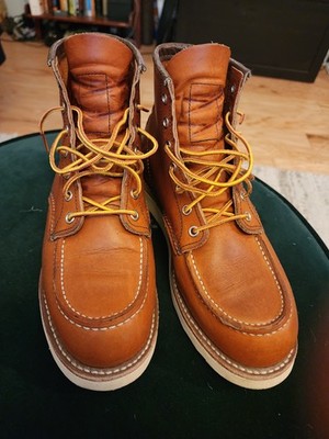 Red Wing 875, Men's 6-Inch Moc Toe Boot in Oro Legacy Leather size 8.5D