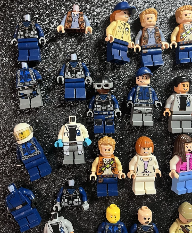 Gran Lote de Minifiguras Lego Jurassic World ¡Con Algunos Accesorios! Foto 3 de 4