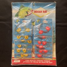 🎣VINTAGE Fishing Lure Display Store Fisherman's Tackle”Indian Bay” As Pictured