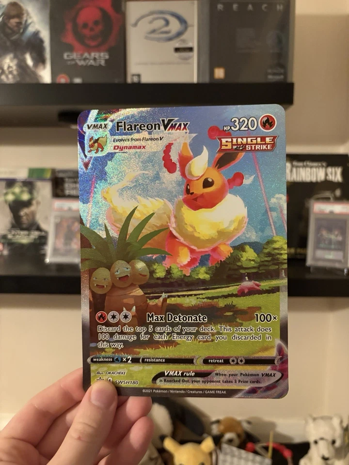 JUMBO CARD SET Vaporeon VMAX SWSH182 /Jolteon VMAX SWSH184 /Flareon VMAX SWSH180 - Image 3 of 4