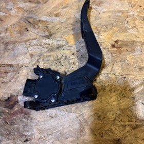 Mercedes Sprinter W903 CDI - Accelerator Throttle Pedal  A9013000404
