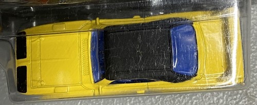 Johnny Lightning Muscle Cars USA 1/64 Daytona Yellow 1970 Plymouth Superbird NIP - Picture 4 of 8