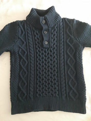 GAP KIDS NAVY BLUE CABLE KNIT SWEATER LARGE 10