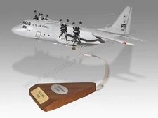 Lockheed C-130E USAF Puerto Rico Air Guard Desk Wood Airplane Model Large 1/100