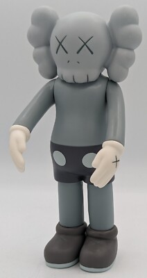 【新品】KAWS Companion Grayキーホルダー KAWS Companion Keychain Grey (2009) - US