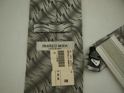 NWT Fratelli Moda Mens Necktie Tie Silver Gray Black Geometric Silk 57" NEW - Picture 3 of 4