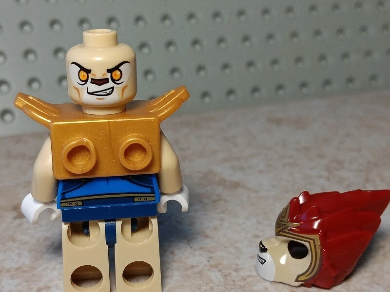 LEGO Lion LAVAL Legends of Chima Armor Included Blue CHI Light Mask Dark Red - Image 2 of 2
