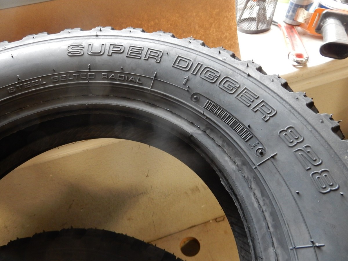 ピノキオ145R12 a Set of 4 145/80r12 TOYO Open Country R/t Tires Mud SUV for