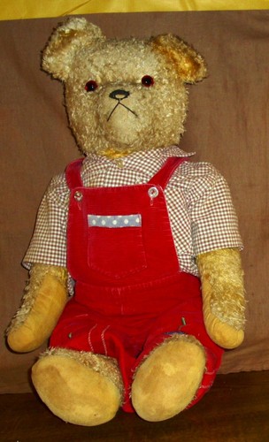 älterer Teddy-riesig-68cm-hart gestopft-altersgemäßer Zustand - Picture 4 of 5