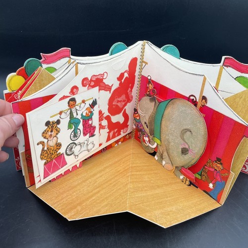 Maravillosa "tarjeta Hallmark" de colección se convierte en un "circo" Pop-Outs y accesorios* - Imagen 4 de 5
