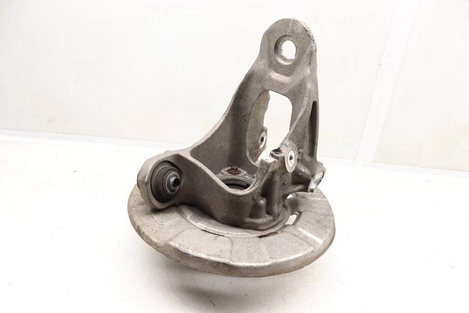 2007-2018 BMW X5 - REAR LEFT Spindle Knuckle W/ Wheel Bearing 6877217 - Image 3 of 4