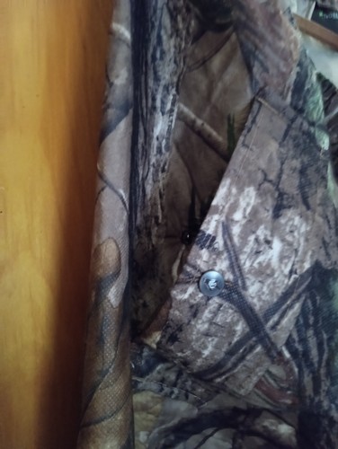 pre-owned frogg toggs real tree camo pants for hunting or fishing water proof - Picture 11 of 14