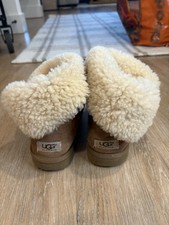 Woman  s UGG Boots Tan Size 8