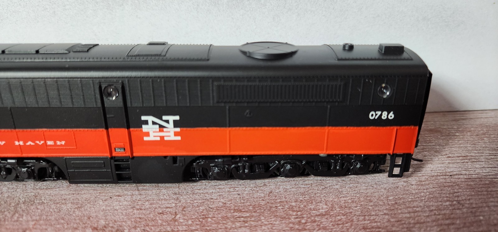 Picture 3 of 9