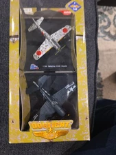 Dogfight Aircraft Nakajima Ki-84 Hayate & F6F 3/5 Hellcat 21st Century Toys NOS
