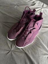 Jordan True Flight Burgundy Size 12