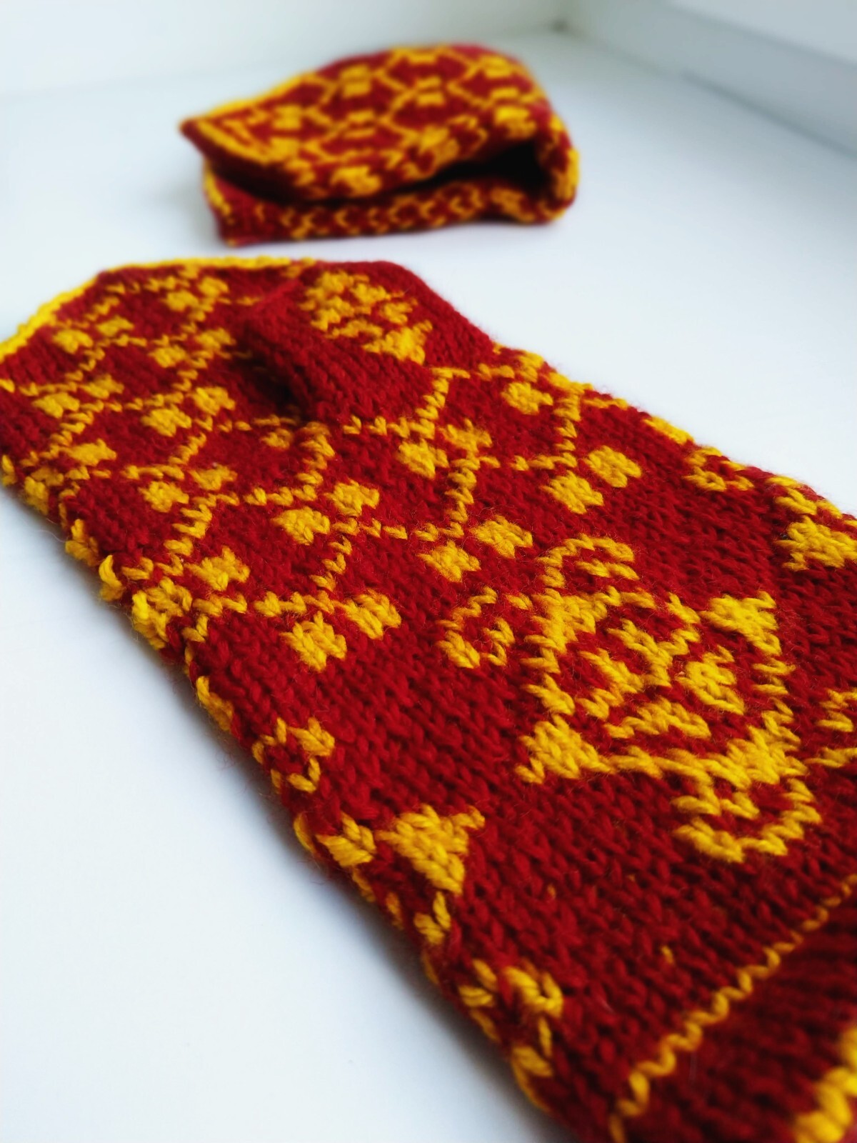 Warm winter hand knit red mittens with Latvian pattern. Warm woolen hand warmers image 2