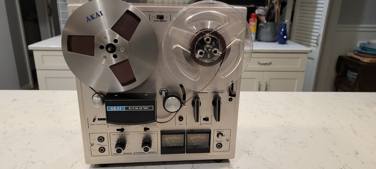 Akai 1722W Ree To Reel Works Excelent Condition 7.5