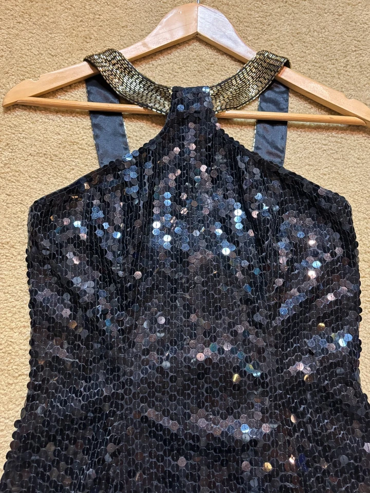 Mini Vestido Niteline Della Roufogali Negro Lentejuelas Formal Cóctel Halter Baile de graduación 4 Foto 3 de 4
