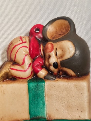 Vintage Christmas Ornament - Ceramic Mouse Sleeping On A Present - Picture 5 of 8