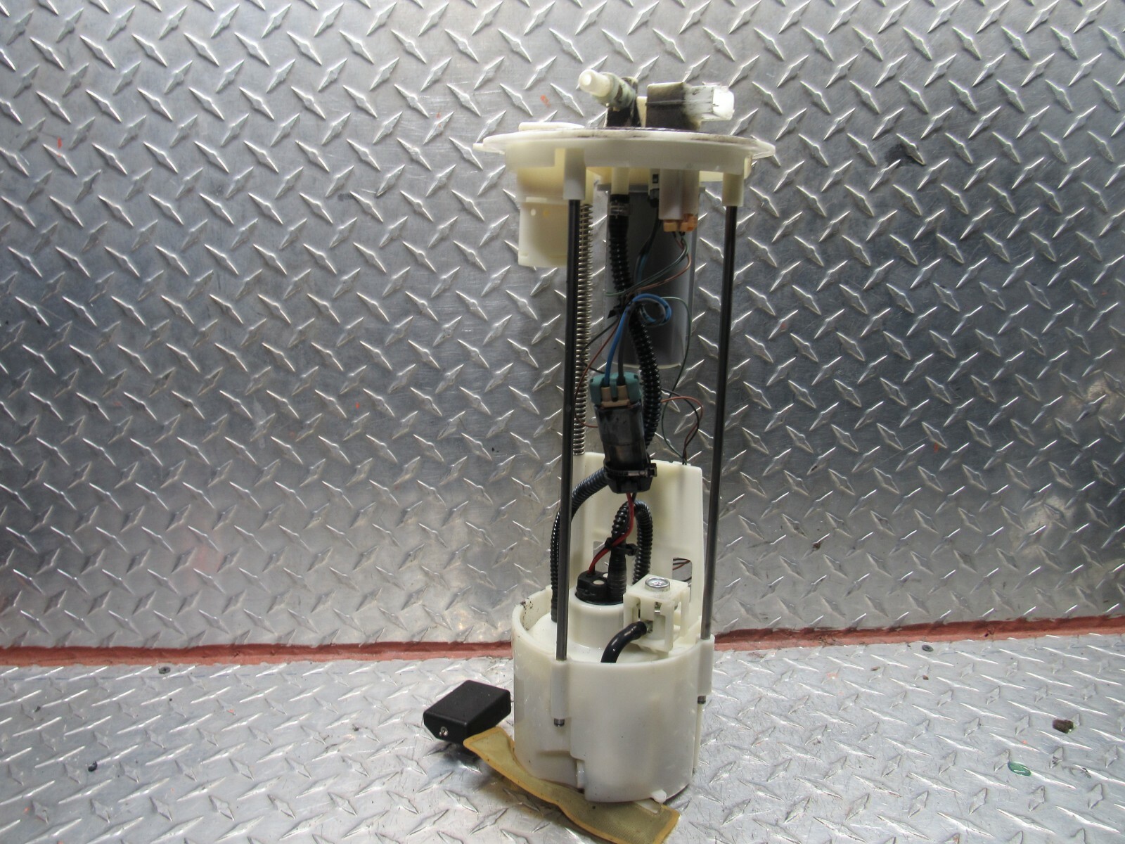 0715 NISSAN ARMADA FUEL PUMP 4DR 5.6L W/FLEX FUEL FFV81270333 eBay