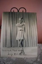 SONJA HENIE VINTAGE SIGNED REPRINT PHOTOGRAPH~OLYMPIC ISKATER