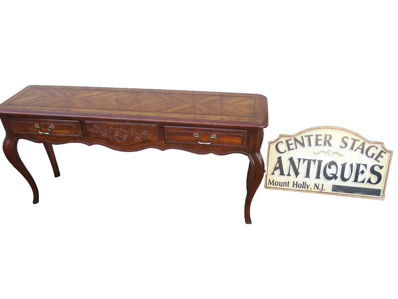 63989    HAMMARY Furniture Console Library Hall Table Stand