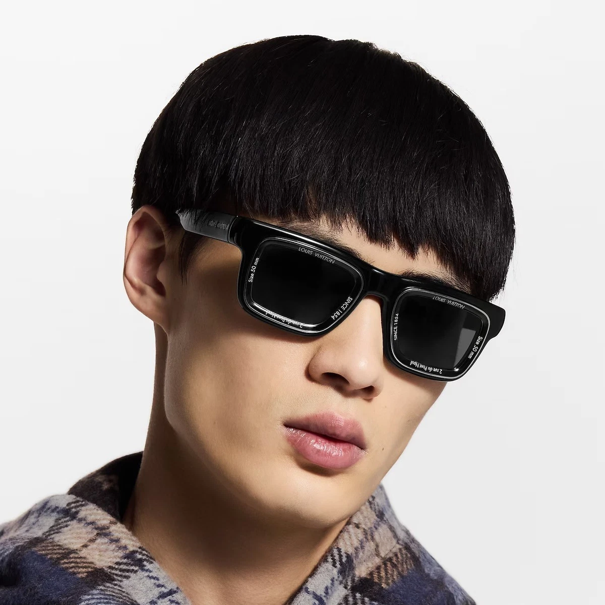 25+ Louis Vuitton Black Black Sunglasses for Men for sale