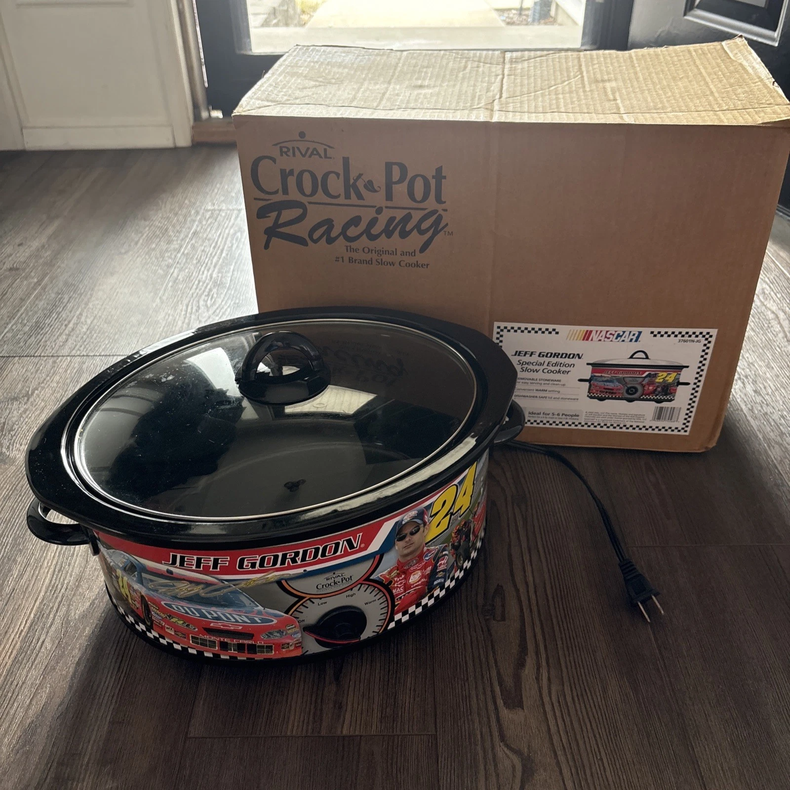 6 QT Rival Crock Pot Racing Jeff Gordon #24 Nascar Theme Box Included GREAT Cond
Opens in a new wind