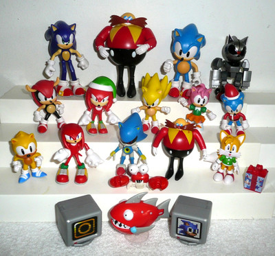 LOT 19 SEGA & JAKKS SONIC THE HEDGEHOG FIGURES AMY MECHA KNUCKLES EGGMAN FISH TV