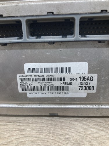2003 03 Jeep LIBERTY ENGINE CONTROL MODULE 56044195AG ECM ECU Computer Square - Bild 3 von 3