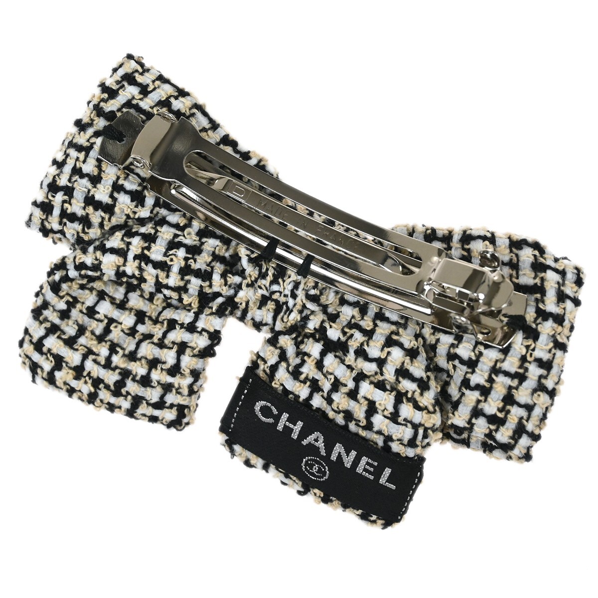 Chanel Hair Clip Bow Hairpin Barrette White 14C 124918 Chanel Lambskin Bow Chain CC Hair Clip White 862917  main image 3
