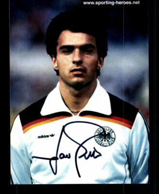 Hansi Müller DFB European Champion 1980 Original Signed + A 236434