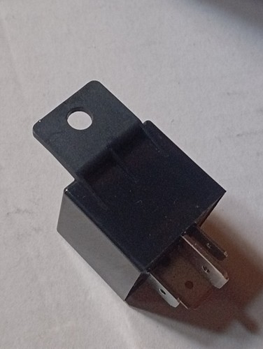 Relais Peugeot 106 Saxo Citroen G.Cartier Pumpe Servolenkung 03652 03659 - Bild 2 von 4