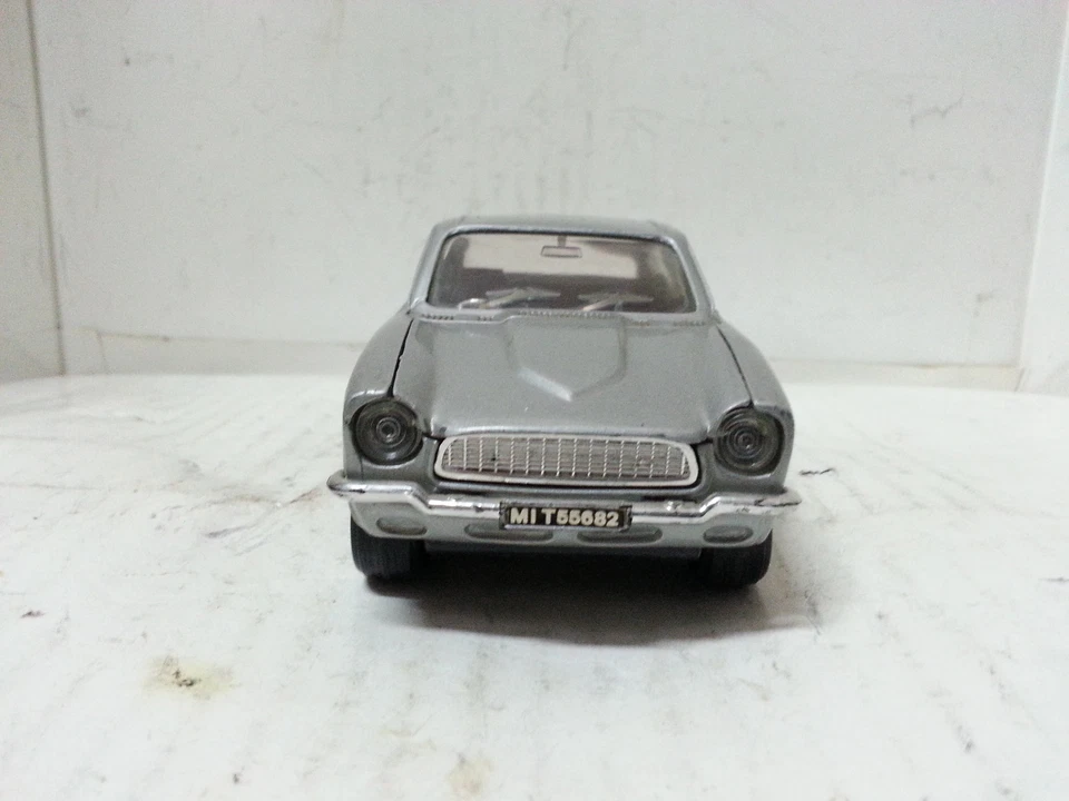 Honda Coupè Z scala 1:25 polistil S14 - Immagine 3 di 4