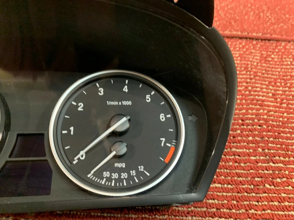 BMW 2008-2010 E60 E63 LCI velocímetro odómetro cuadro de instrumentos fabricante de equipos originales 102 k Foto 2 de 4