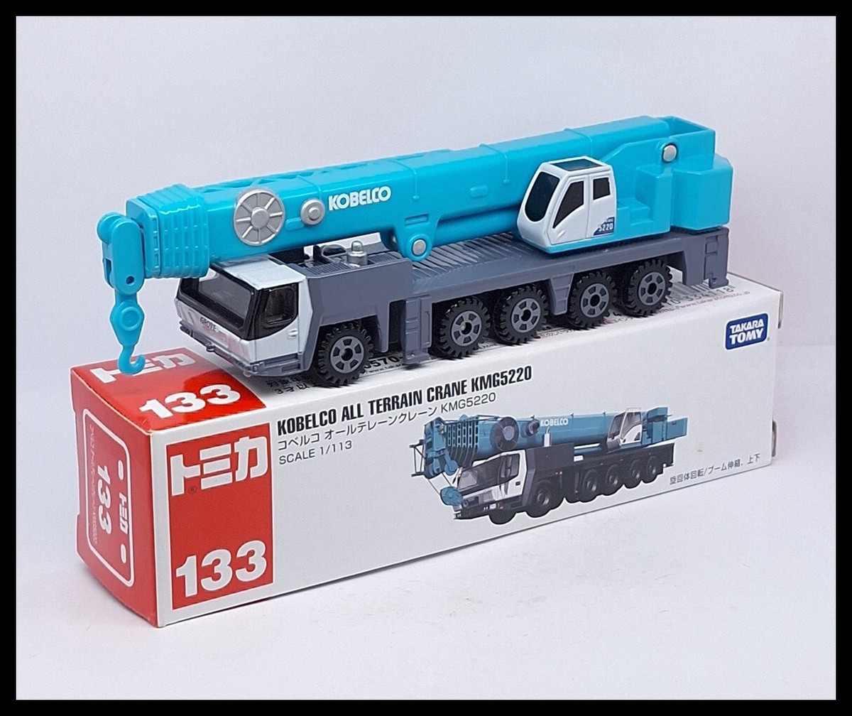 TOMICA 133 Kobelco All Terrain Crane KMG5220 1/113 TOMY Diecast
