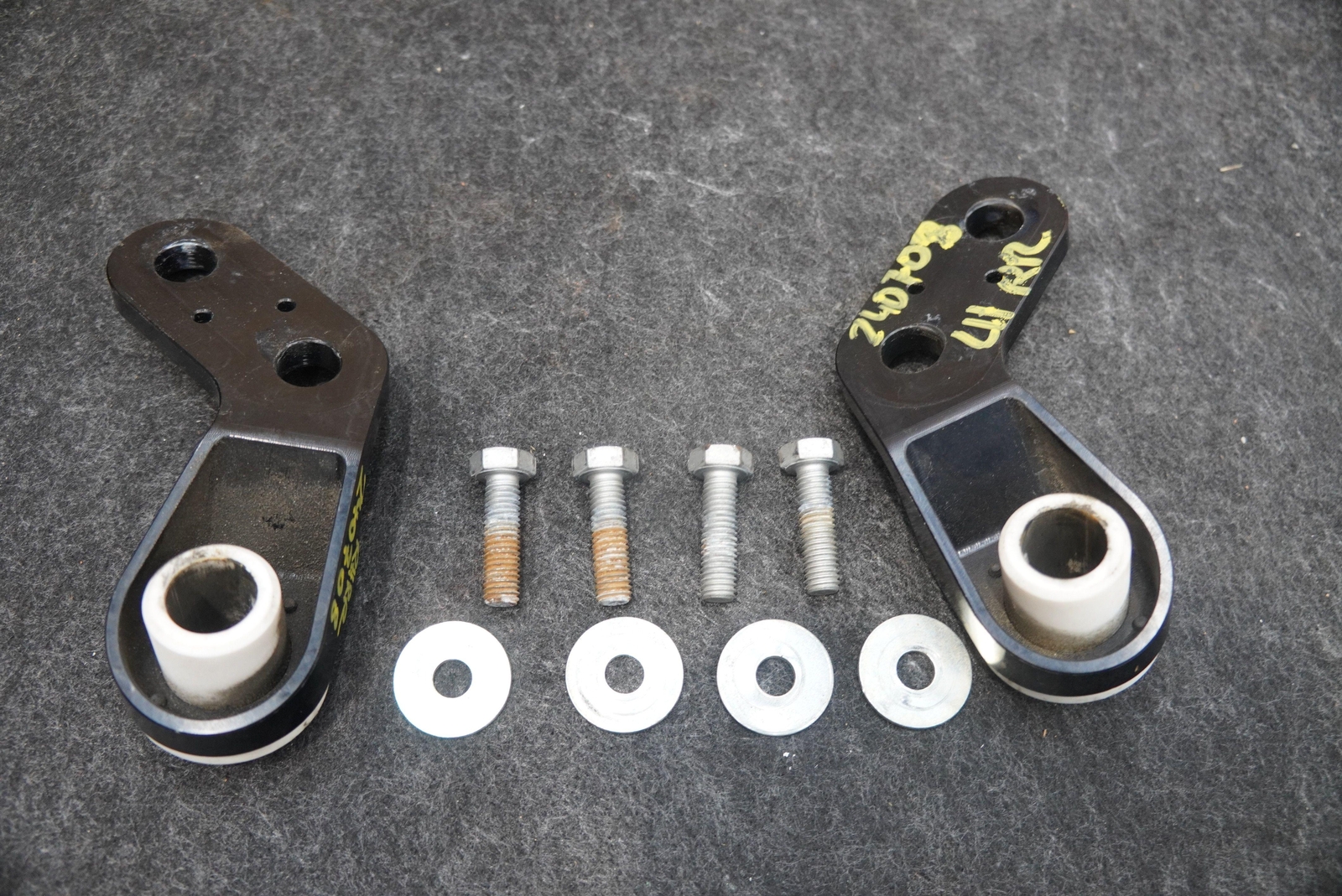 Rear Upper Engine Lid Bracket Adapter Mount 88680100 Ferrari 488 Challenge 2018